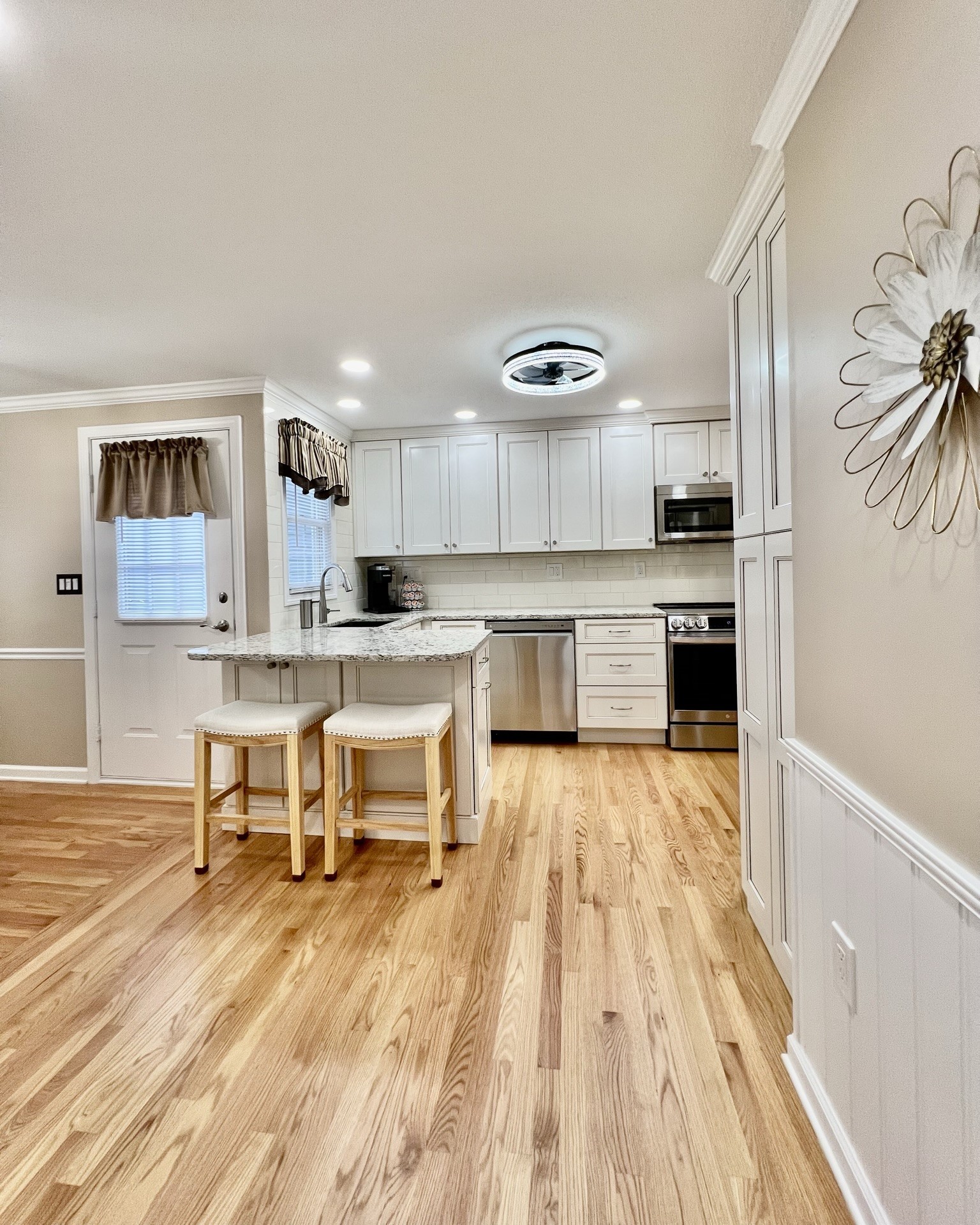 Cover photo for condo kitchen remodeling project in Wallington, Connecticut