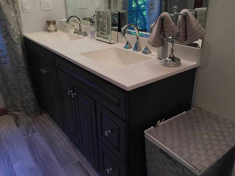 Bathroom Remodeling Service Image